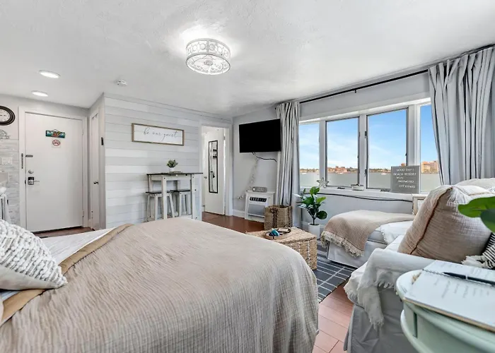 The Boho Waterview W Balcony Bbq & Heated Pool *